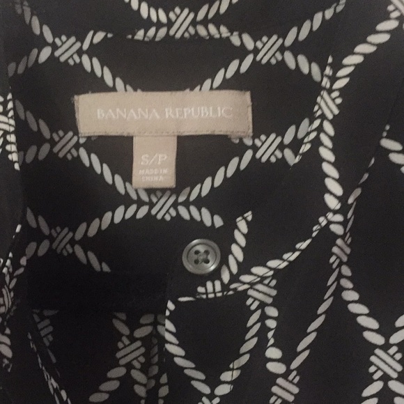 Banana Republic Sleeveless Blouse - Picture 4 of 6